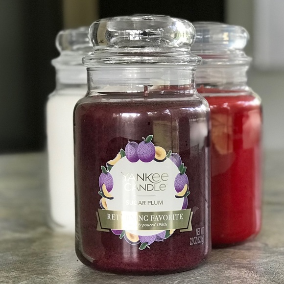 *SOLD* Yankee Candle Sugar Plum 22 Oz. Large Jar Candle, New - Picture 5 of 5